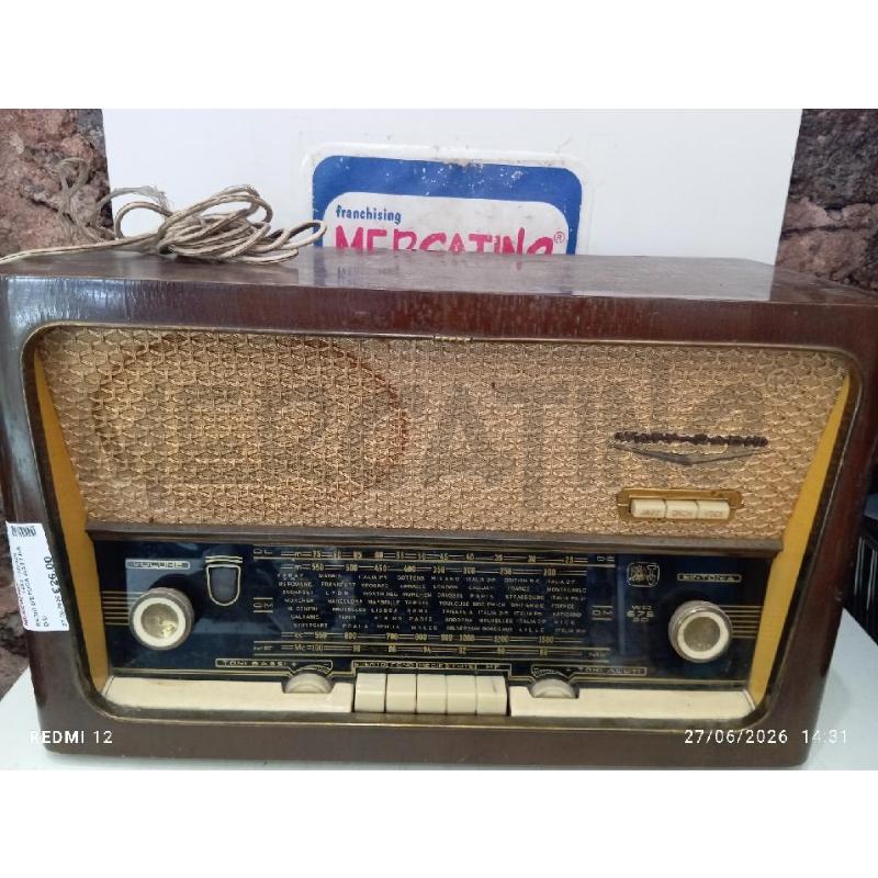 RADIO D'EPOCA WATT RADIO | Mercatino dell'Usato Catania stazione centrale 2
