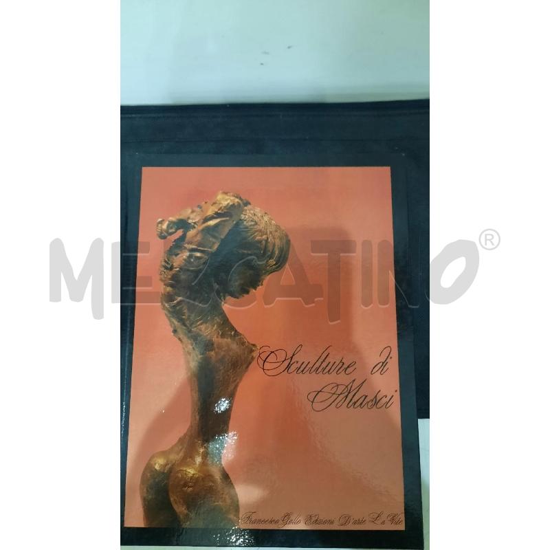 SCULTURE DI MASCI | Mercatino dell'Usato Catania stazione centrale 3