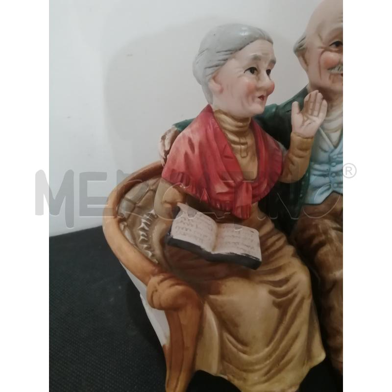 STATUETTA CAPODIMONTE | Mercatino dell'Usato Catania stazione centrale 2