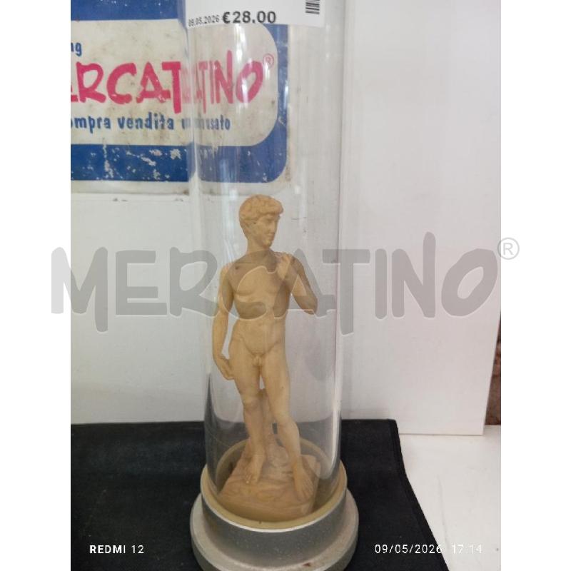 STATUETTA CON SUPPORTO | Mercatino dell'Usato Catania stazione centrale 2