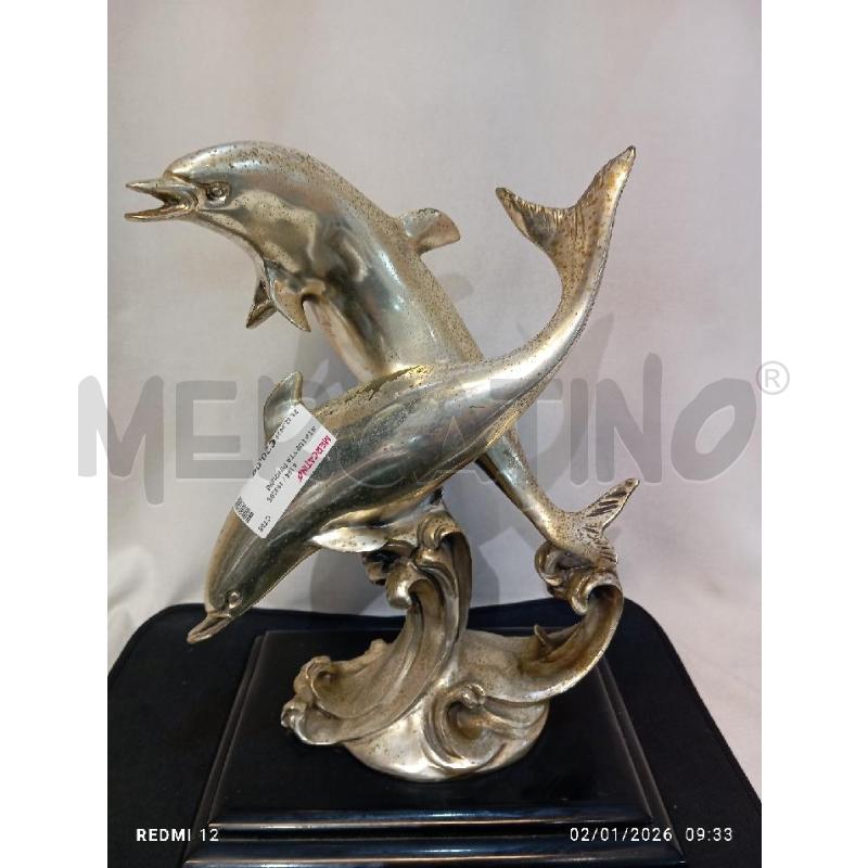 STATUETTA PINQUINI | Mercatino dell'Usato Catania stazione centrale 2