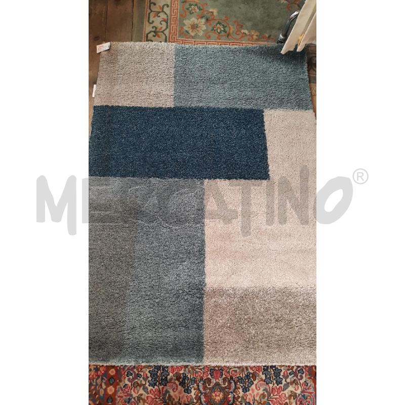 TAPPETO GRIGIO BLU A QUADRI | Mercatino dell'Usato Catania stazione centrale 3