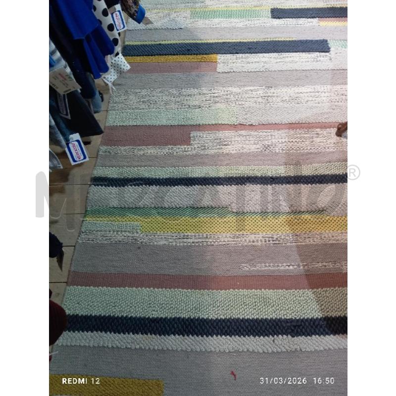 TAPPETO  MULTICOLOR MIS. M1.65X M2.40 | Mercatino dell'Usato Catania stazione centrale 1
