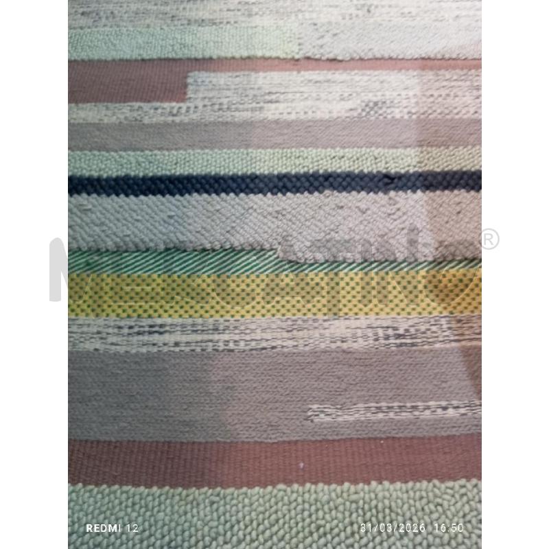 TAPPETO  MULTICOLOR MIS. M1.65X M2.40 | Mercatino dell'Usato Catania stazione centrale 3
