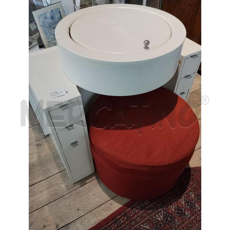 TOILETTE ANNI 70 CON POUF ARANCIO | Mercatino dell'Usato Catania stazione centrale 4