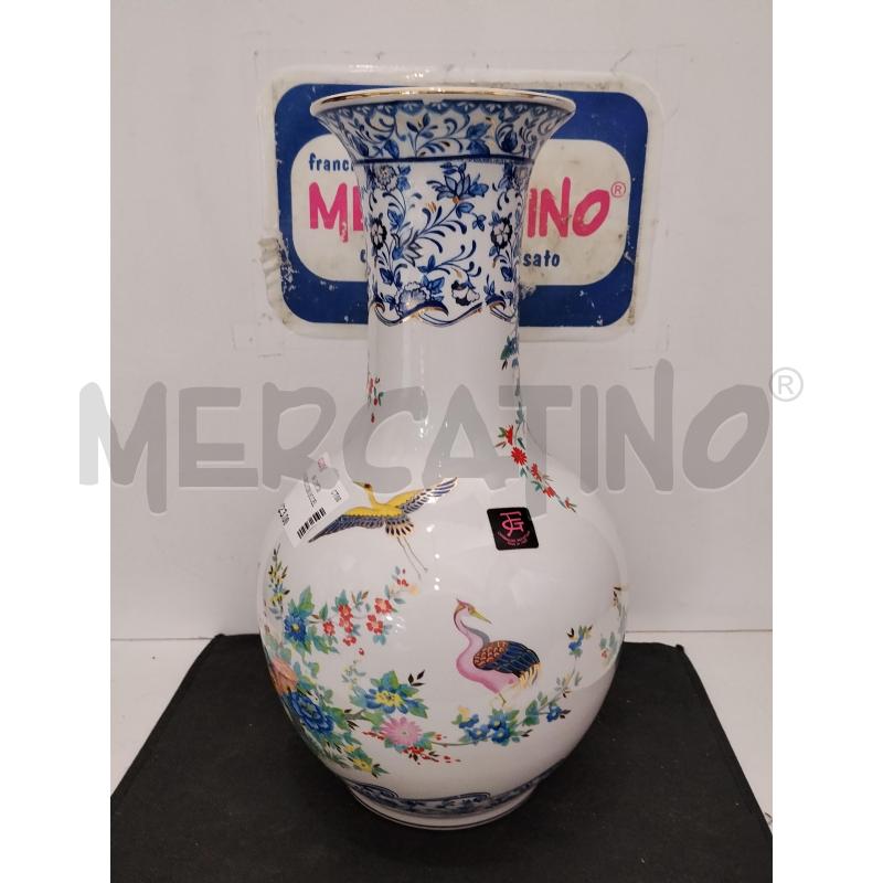 VASO BIANCO CON UCCELLI | Mercatino dell'Usato Catania stazione centrale 1
