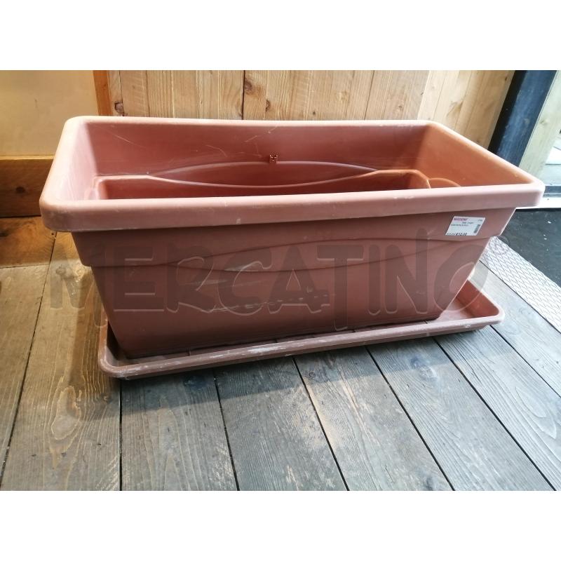 VASO IN PLASTICA  | Mercatino dell'Usato Catania stazione centrale 1