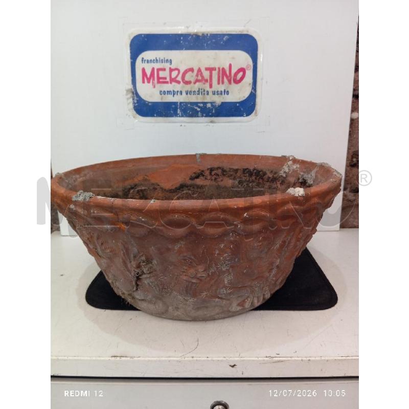 VASO IN TERRACOTTA OVALE | Mercatino dell'Usato Catania stazione centrale 1