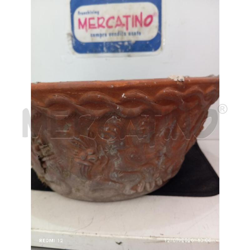 VASO IN TERRACOTTA OVALE | Mercatino dell'Usato Catania stazione centrale 3