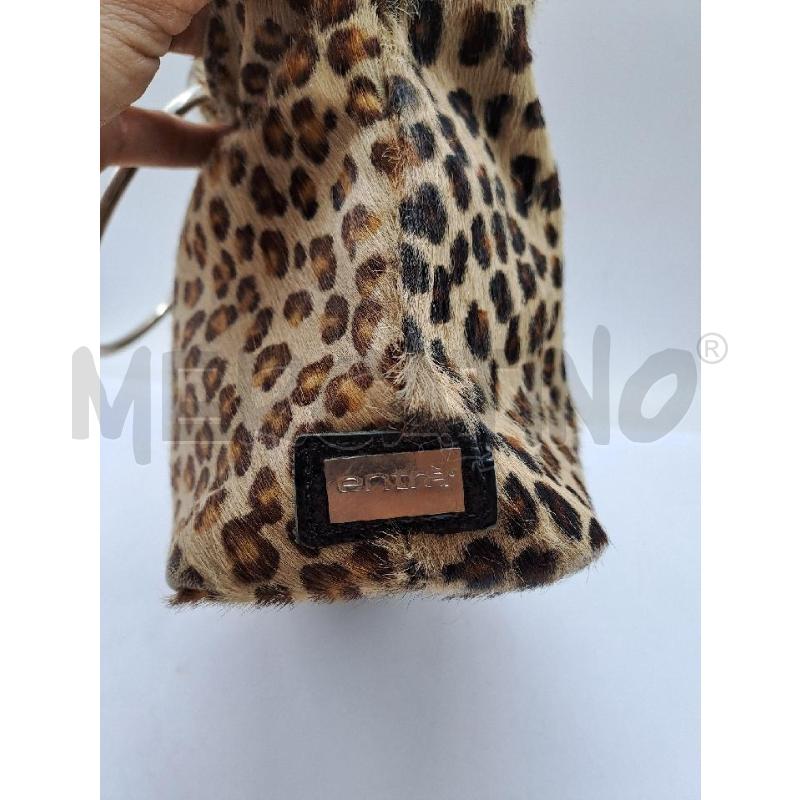 BORSA DONNA CAVALLINO MANICO RIGIDO TONDO  | Mercatino dell'Usato Catanzaro 4