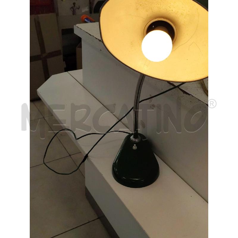 LAMPADA MID CENTURY VERDE IN METALLO  | Mercatino dell'Usato Catanzaro 4