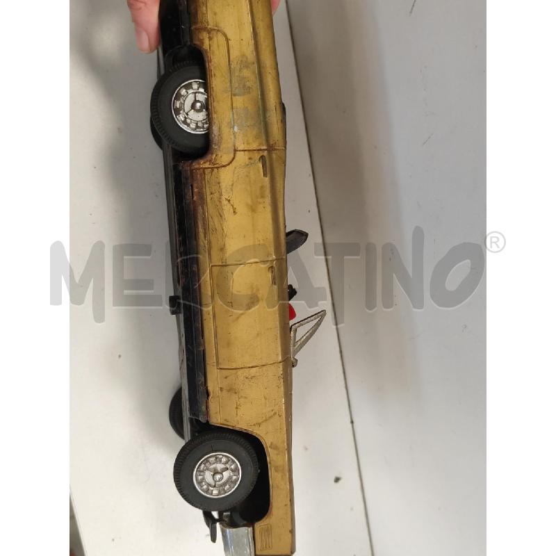 MODELLINO AUTO CADILLAC DORATA MECCANICA CON BATTERIE NON TESTATA DA RESTAURARE | Mercatino dell'Usato Catanzaro 4