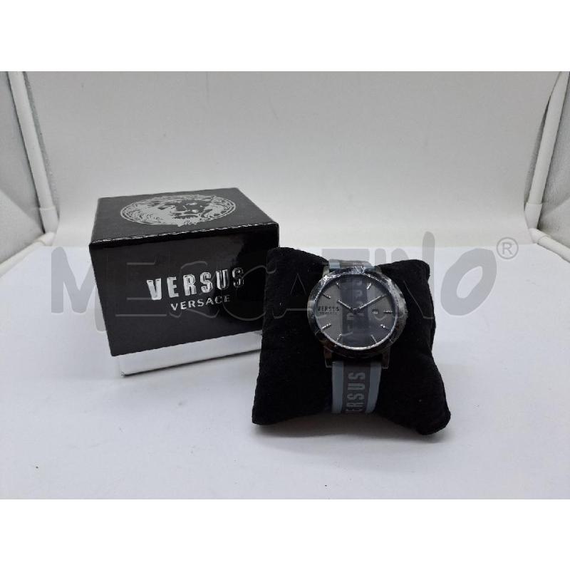 OROLOGIO DA POLSO VERSUS VERSACE UOMO NERO CINTURINO GRIGIO | Mercatino dell'Usato Catanzaro 1