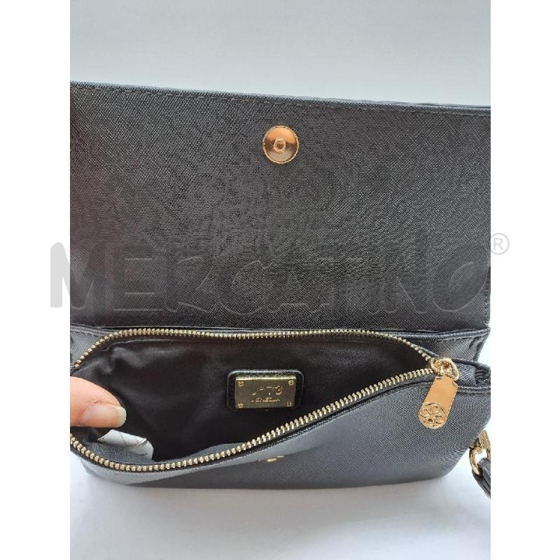 POCHETTE V73 NERO MARTELLATO DETTAGLIO DORATO | Mercatino dell'Usato Catanzaro 3