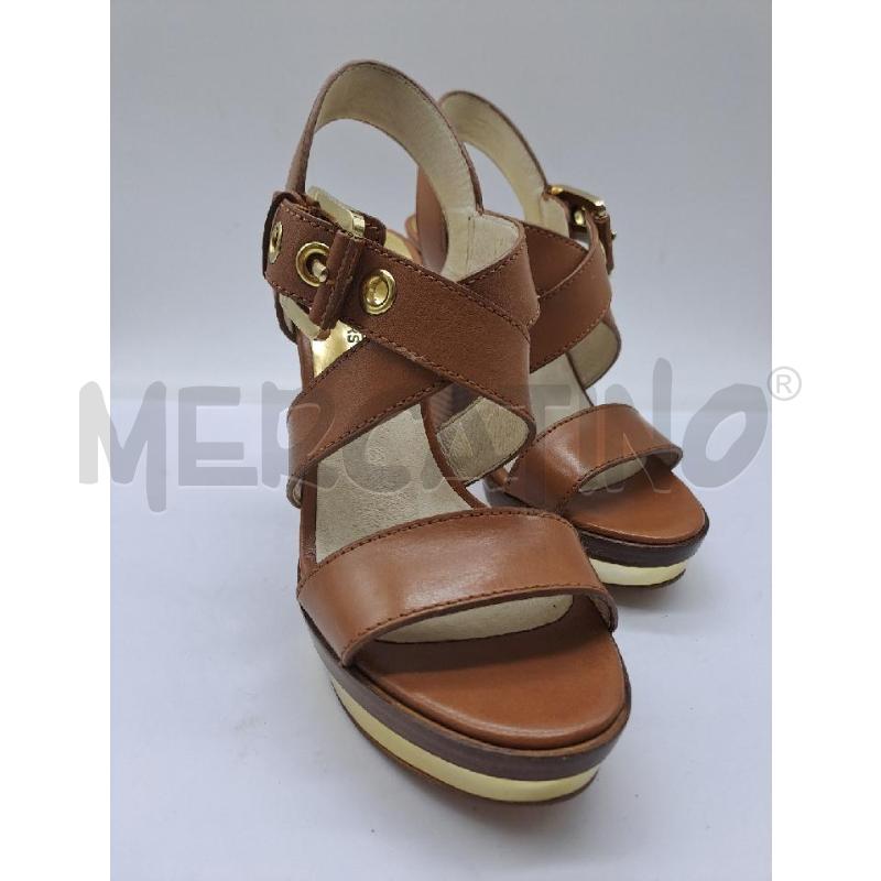 SANDALI DONNA MICHAEL KORS CAMMELLO INTRECCIO DETTAGLIO DORATO | Mercatino dell'Usato Catanzaro 3