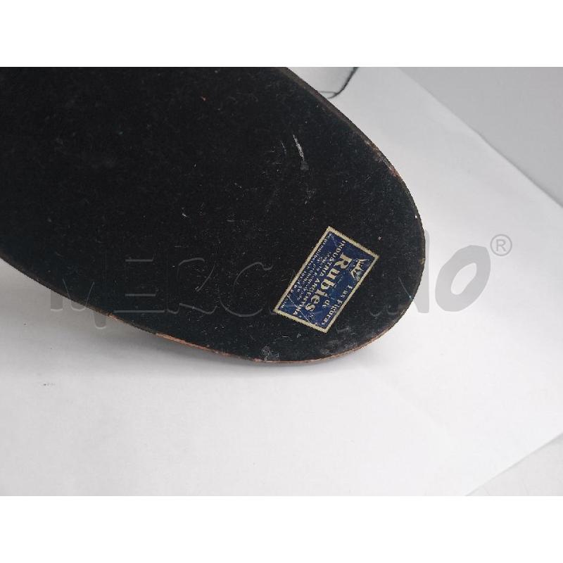 SCULTURA MANO DORATA CON BASE IN PLASTICA NERA  | Mercatino dell'Usato Catanzaro 3