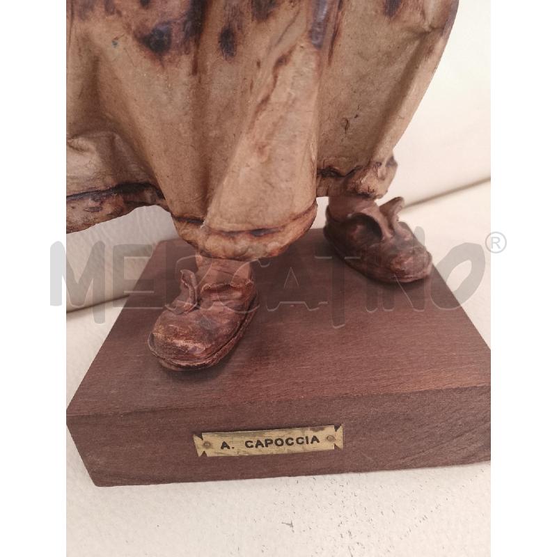 STATUA CARTAPESTA ANGELO CAPOCCIA DONNA CON SACCO | Mercatino dell'Usato Catanzaro 2