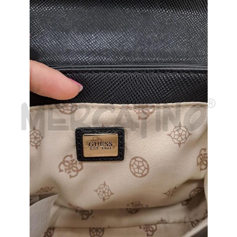 TRACOLLA DONNA GUESS NERO ALEXIE  | Mercatino dell'Usato Catanzaro 5
