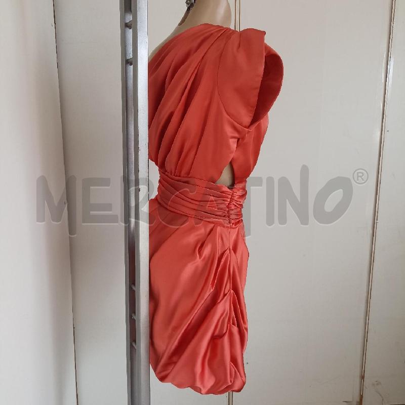 ABITO DONNA COCONUDA COLOR SALMONE RASATO MONOSPALLA | Mercatino dell'Usato Lamezia terme 3