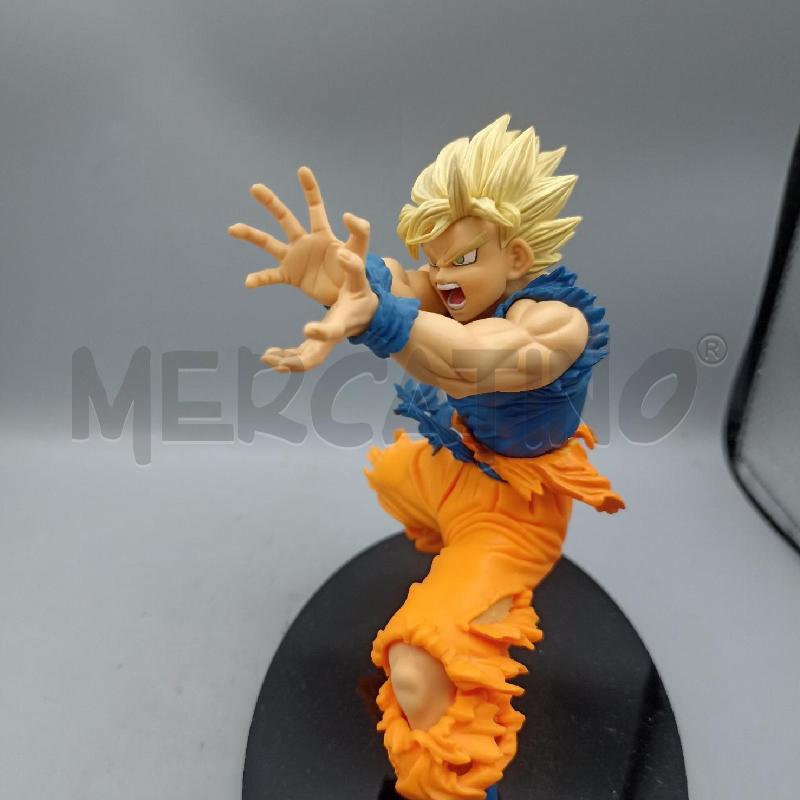 ACTION FIGURE DRAGONBALL GOKU SS  | Mercatino dell'Usato Lamezia terme 2