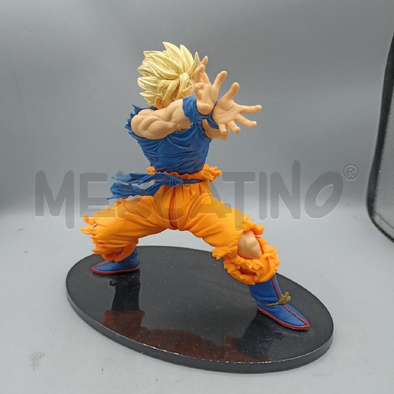 ACTION FIGURE DRAGONBALL GOKU SS  | Mercatino dell'Usato Lamezia terme 3