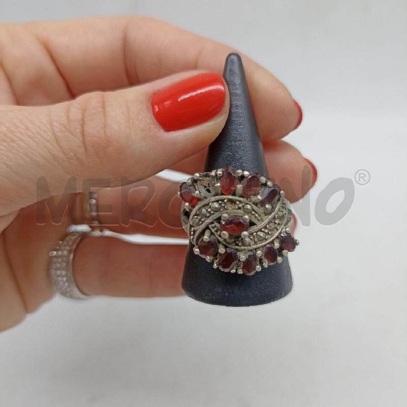 ANELLO DONNA METALLO PREZIOSO VINTAGE PIETRAE ROSSE GRANATO | Mercatino dell'Usato Lamezia terme 2
