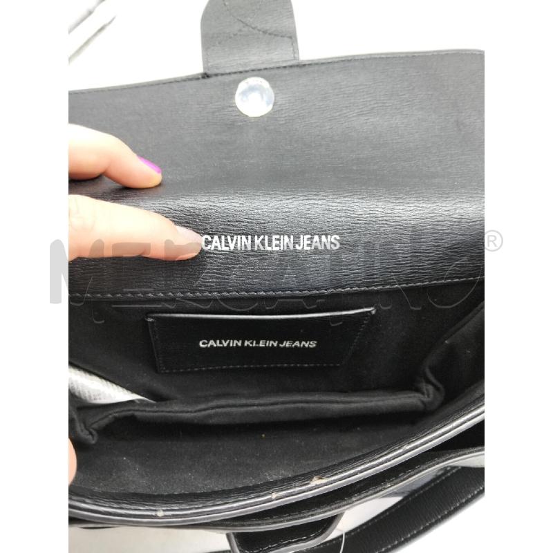 BORSA DONNA CALVIN KLEIN JEANS NERO POCHETTE CHIUSURA METALLO ARGENTATO  | Mercatino dell'Usato Lamezia terme 3