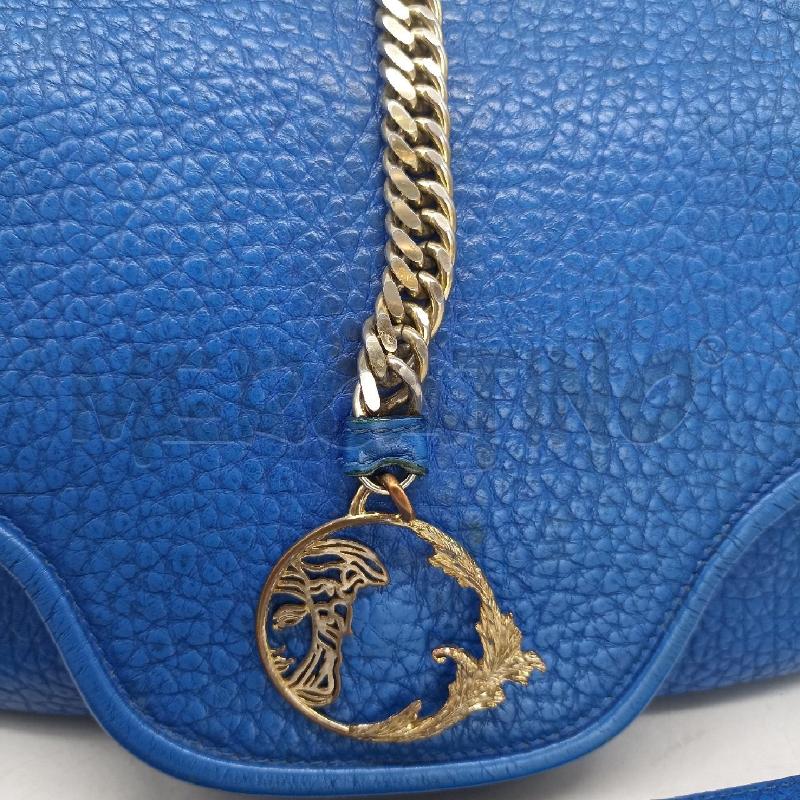 BORSA DONNA GIANNI VERSACE BLU ELETTRICO VERA PELLE MARTELLATA | Mercatino dell'Usato Lamezia terme 2