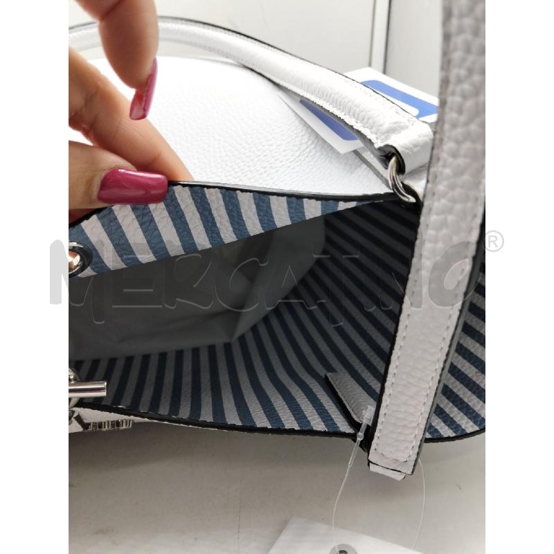 BORSA DONNA GUESS REVERSE BIANCO BIANCO AZZURRO | Mercatino dell'Usato Lamezia terme 3
