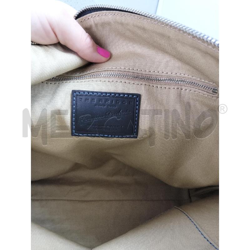 BORSA DONNA THE BRIDGE PELLE SCRITTE BLU GRIGIO | Mercatino dell'Usato Lamezia terme 3