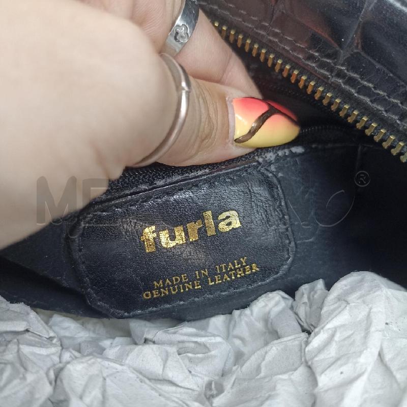 BORSETTA DONNA FURLA NERO MARTELLATO VERA PELLE | Mercatino dell'Usato Lamezia terme 3