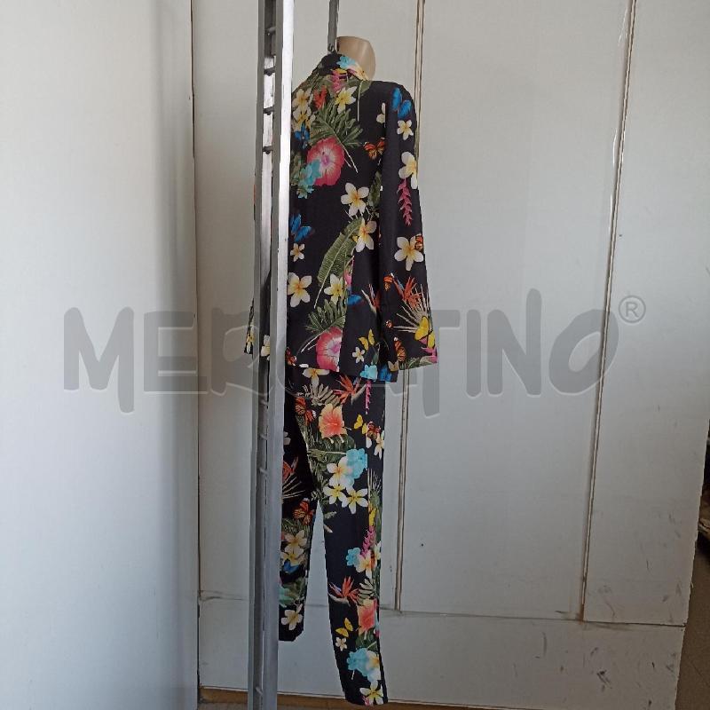 COMPLETO DONNA ARTIGLI NERO FLOREALE GIACCA PANTALONE | Mercatino dell'Usato Lamezia terme 3