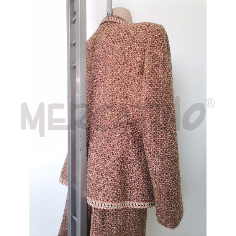 COMPLETO DONNA LUISA SPAGNOLI RICAMO DORATO 100LANA | Mercatino dell'Usato Lamezia terme 4