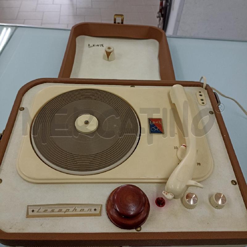 GIRADISCHI LESAPHONE PORTATILE ANNI 60 NON TESTATO | Mercatino dell'Usato Lamezia terme 1
