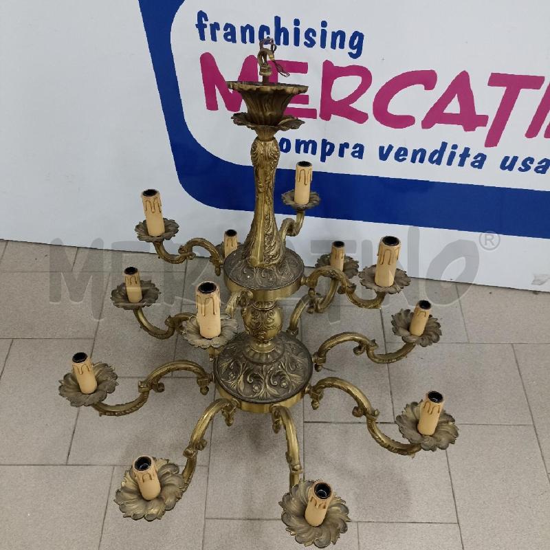 LAMPADARIO ANTICO BRONZO 12 LUMI | Mercatino dell'Usato Lamezia terme 3