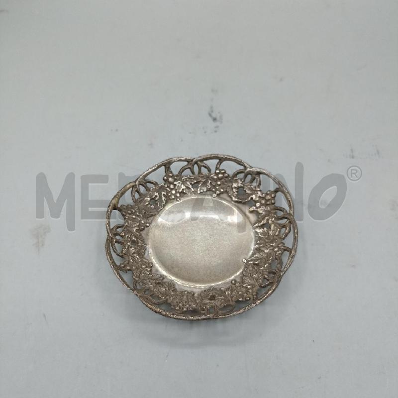 MINIATURA CESTINO METALLO PREZIOSO ROTONDO UVA RAFFIGURATA | Mercatino dell'Usato Lamezia terme 1