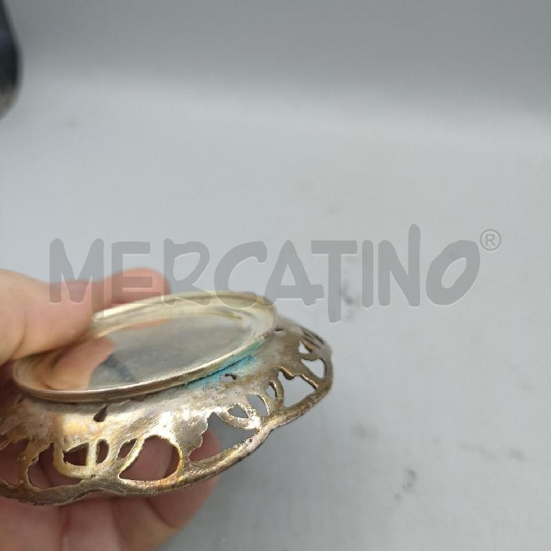 MINIATURA CESTINO METALLO PREZIOSO ROTONDO UVA RAFFIGURATA | Mercatino dell'Usato Lamezia terme 2