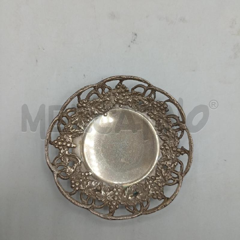 MINIATURA CESTINO METALLO PREZIOSO ROTONDO UVA RAFFIGURATA | Mercatino dell'Usato Lamezia terme 4