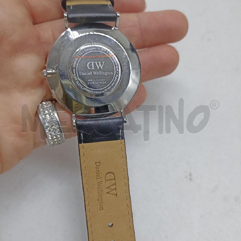 OROLOGIO DA POLSO UOMO DANIEL WELLINGHTON NERO | Mercatino dell'Usato Lamezia terme 4