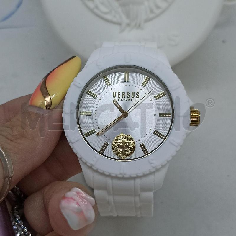 OROLOGIO DA POLSO VERSUS BY VERSACE BIANCO GOMMA  | Mercatino dell'Usato Lamezia terme 3