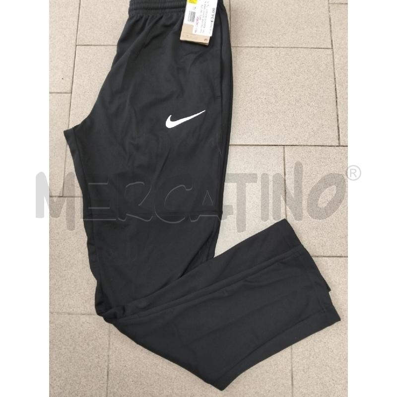 PANTALONE UOMO NIKE NERO BIANCO NUOVO | Mercatino dell'Usato Lamezia terme 3
