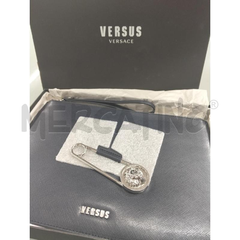 POCHETTE VERSUS POCHETTE NUOVO CON SPILLA | Mercatino dell'Usato Lamezia terme 1