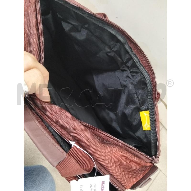PORTA DOCUMENTI O PC MANDARINA DUCK ROSSO  | Mercatino dell'Usato Lamezia terme 3