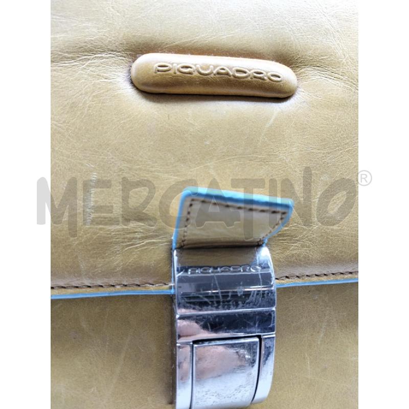 PORTA DOCUMENTI PELLE PIQUADRO GIALLO CELESTE | Mercatino dell'Usato Lamezia terme 2