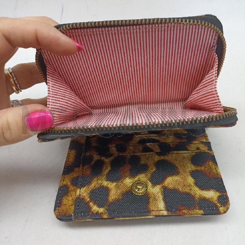 PORTA FOGLIO HERSCHEL NERO BEIGE LEOPARDATO | Mercatino dell'Usato Lamezia terme 4
