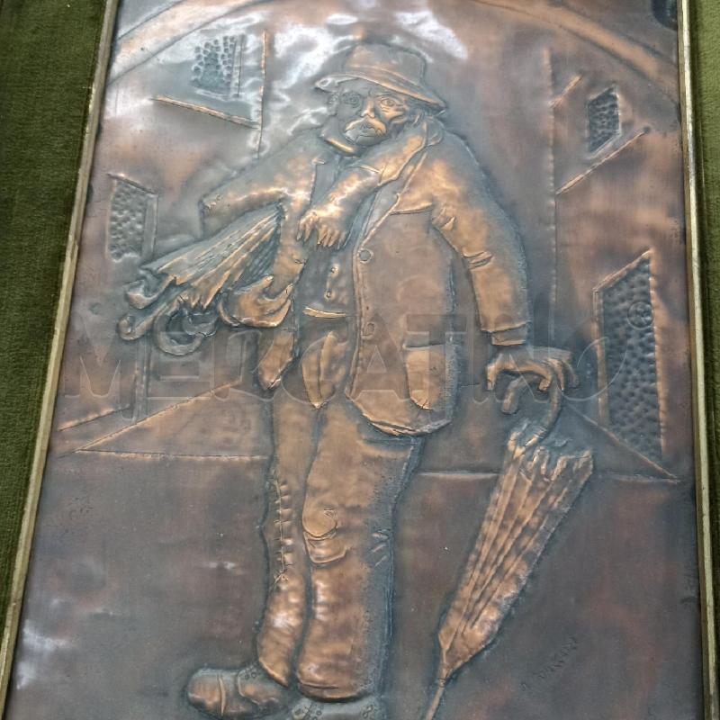 QUADRO IN OTTONE CORNICE VELLUTATA VERDE | Mercatino dell'Usato Lamezia terme 2