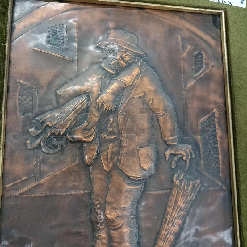 QUADRO IN OTTONE CORNICE VELLUTATA VERDE | Mercatino dell'Usato Lamezia terme 4