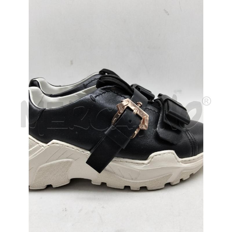 SNEAKERS DONNA PAULA CADEMARTORI NERO FIBBIE  | Mercatino dell'Usato Lamezia terme 3