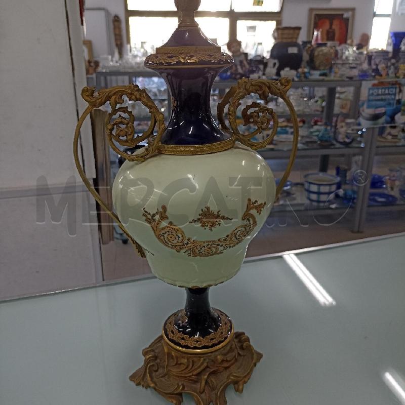VASO POTISH IN PORCELLANA LIMOGES OTTONE BLU COBALTO DISEGNO ORO ZECCHINO COPPIA IN NATURA | Mercatino dell'Usato Lamezia terme 5