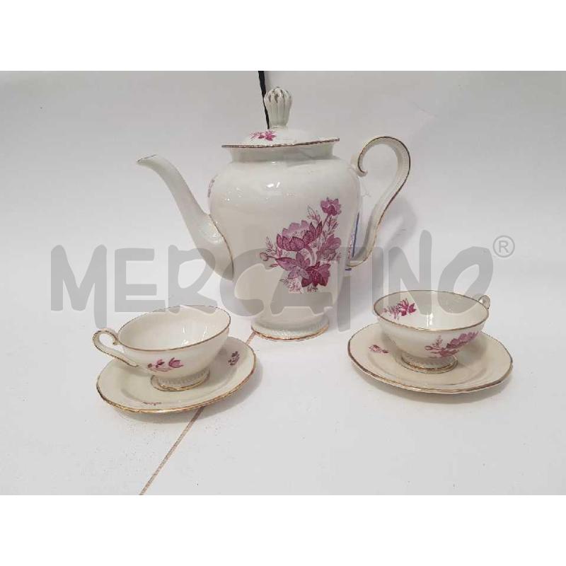 12 TAZZA CAFFE' + 12 PIATT +CAFF + 1 ZUCC + 1 LATT KONIGL PR TETTAU CERAMICA DECORO FIORI ROSSI | Mercatino dell'Usato Cesena 4